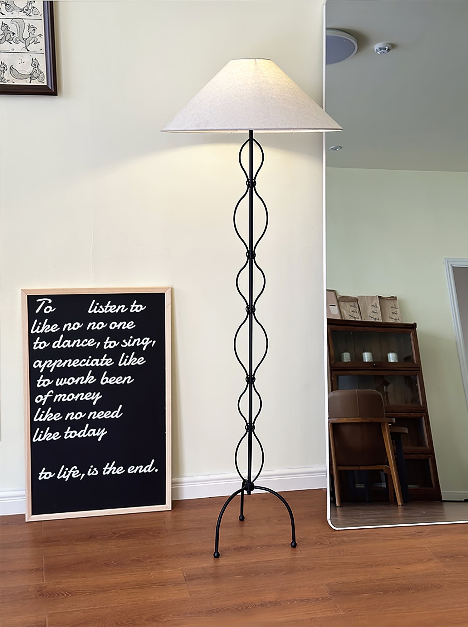 Minimalist Iron Twist Floor Lamp - Vakkerlight