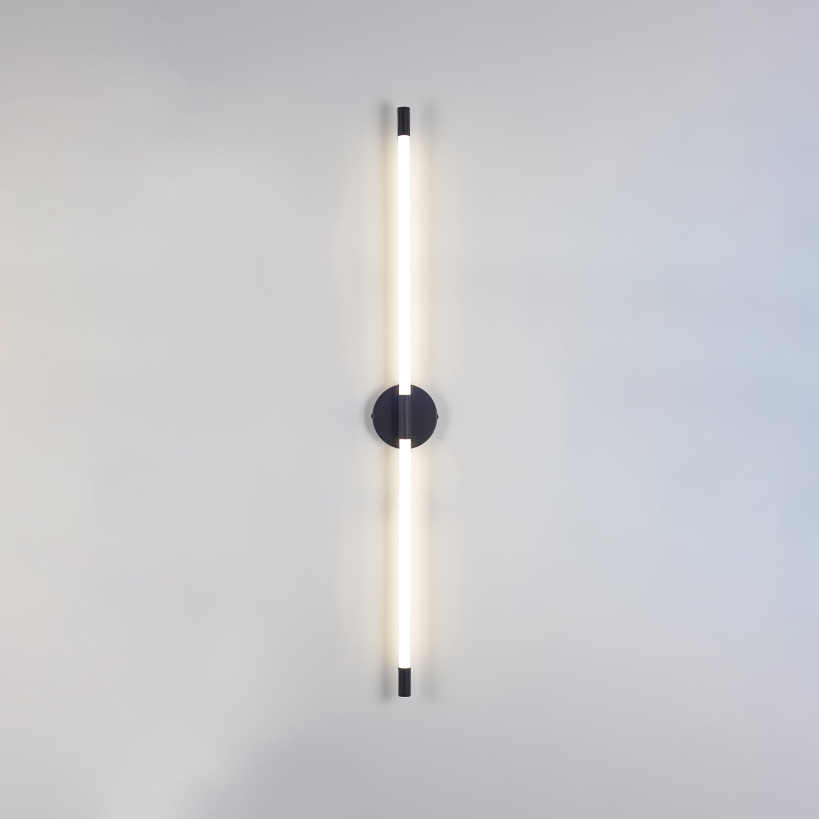 Minimalist Vertical Wall Sconce - Vakkerlight