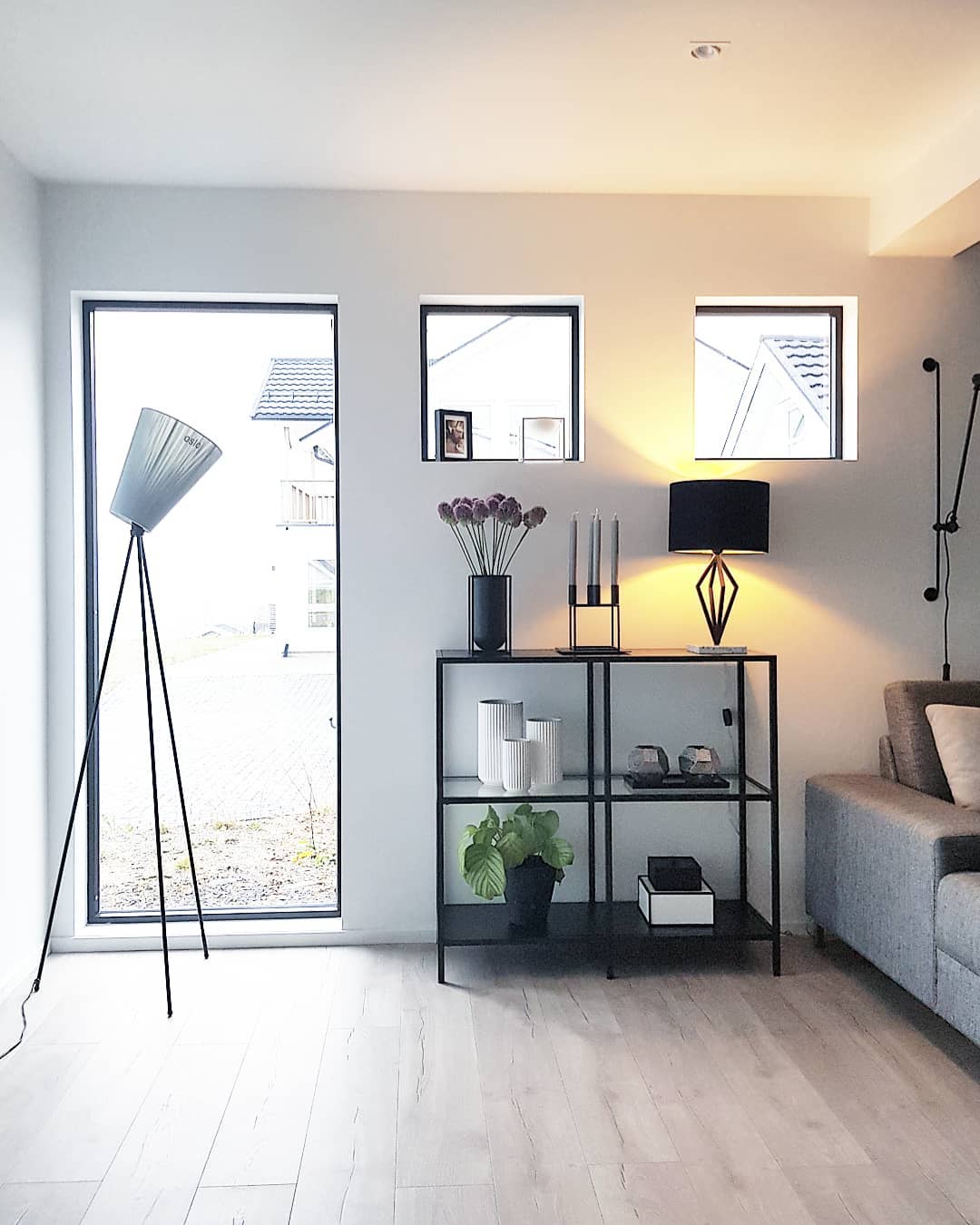Modern Oslo Wood Floor Lamp - Vakkerlight