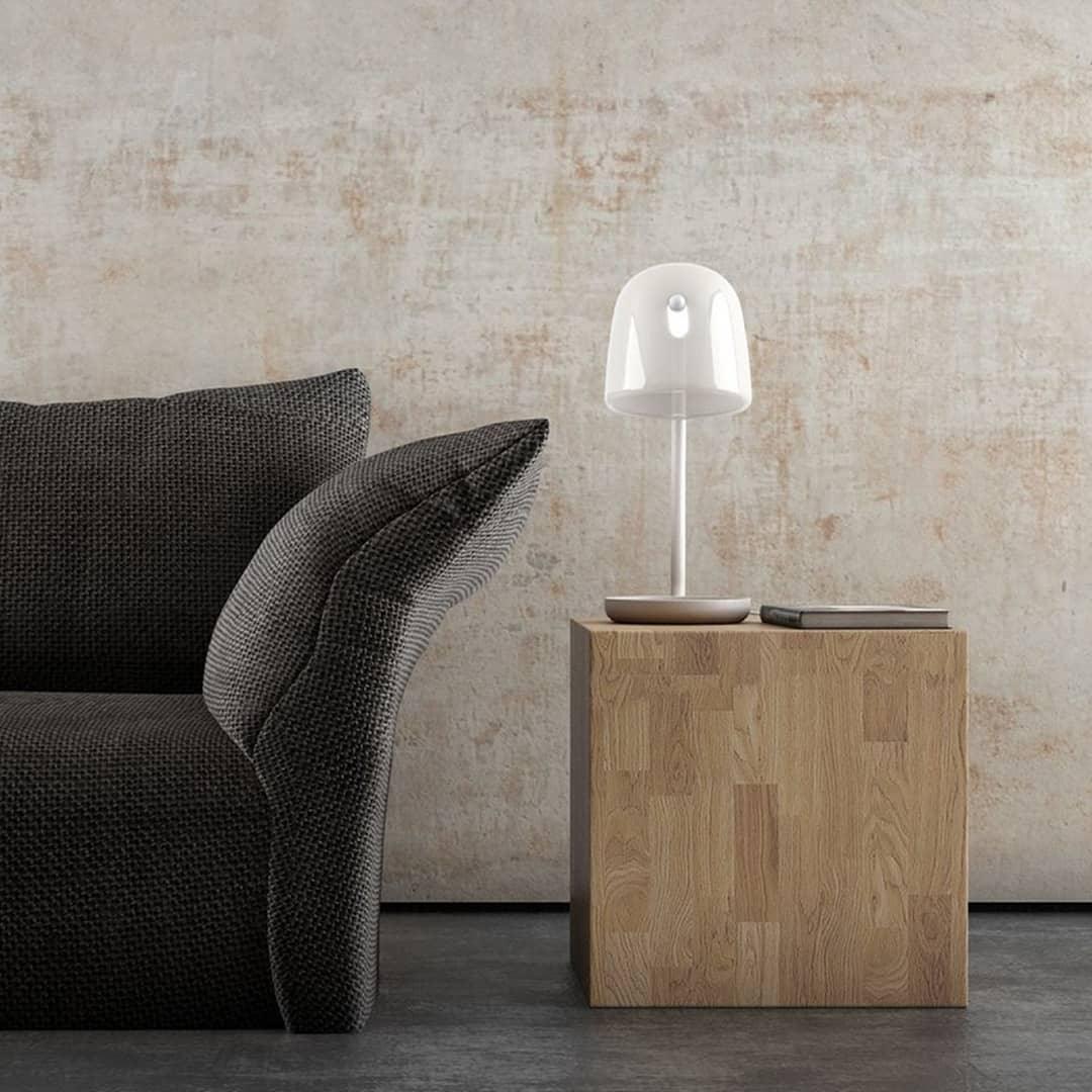 Mona Table Lamp - Vakkerlight