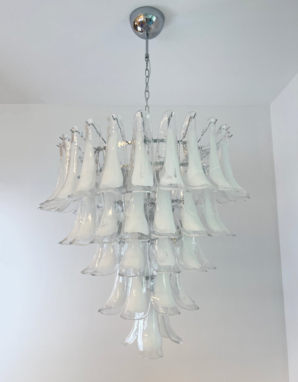 Murano Glass Petals Chandelier - Vakkerlight