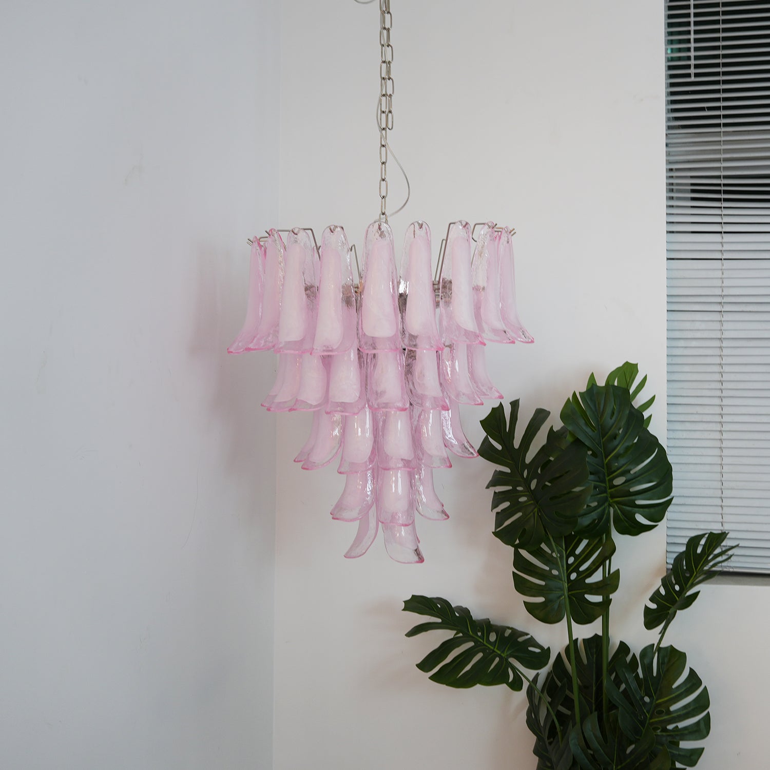 Murano Pink Glass Petals Chandelier - Vakkerlight