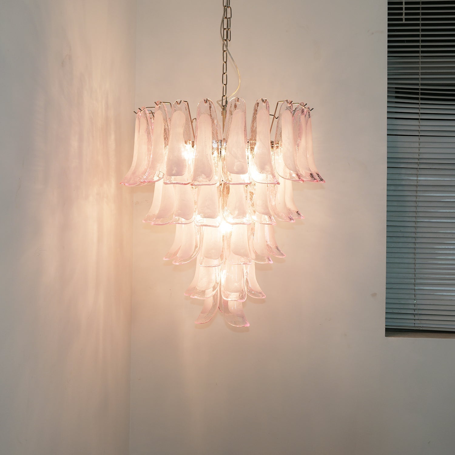 Murano Pink Glass Petals Chandelier - Vakkerlight