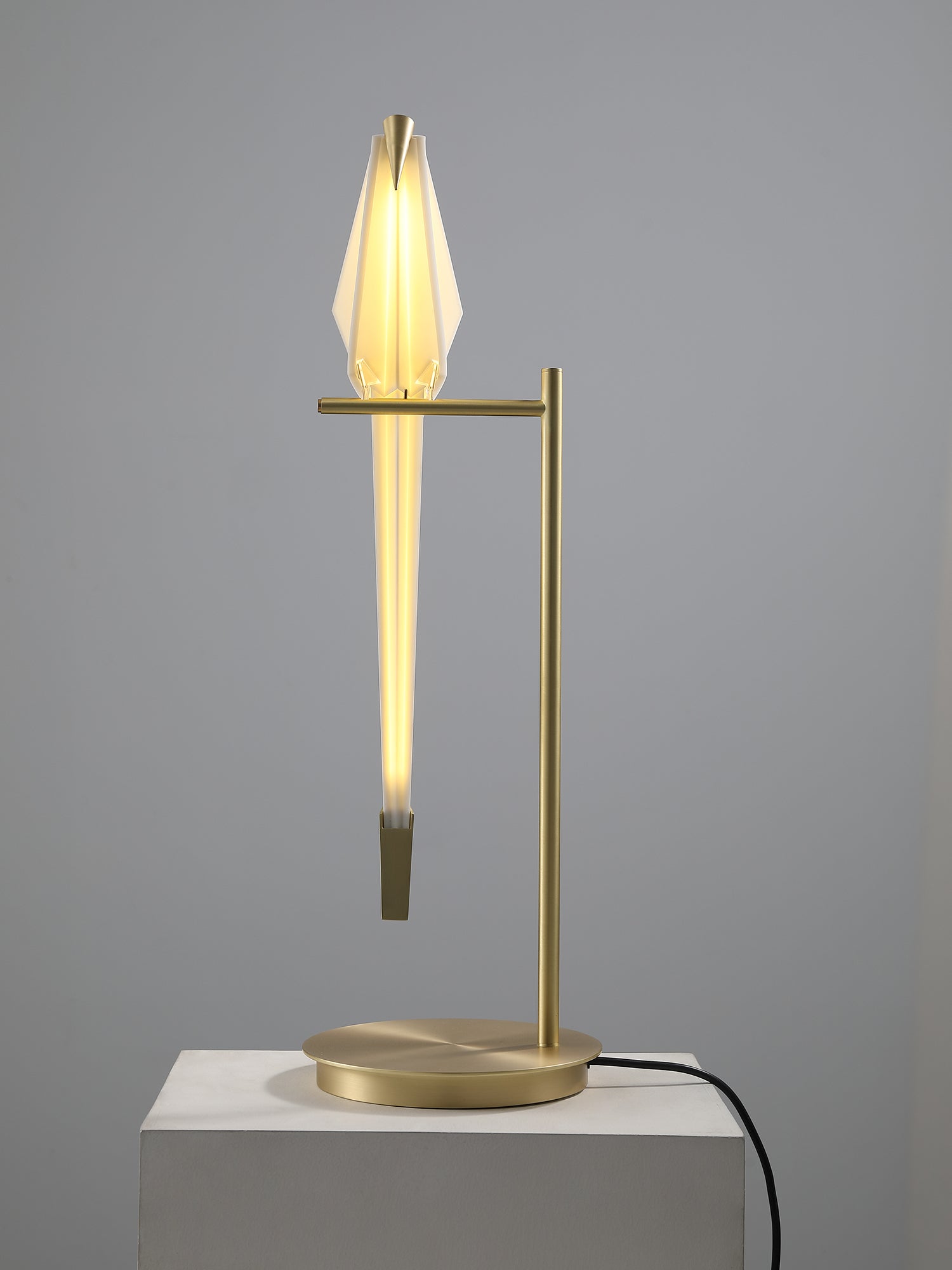 Paper Crane Bird Table Lamp - Vakkerlight