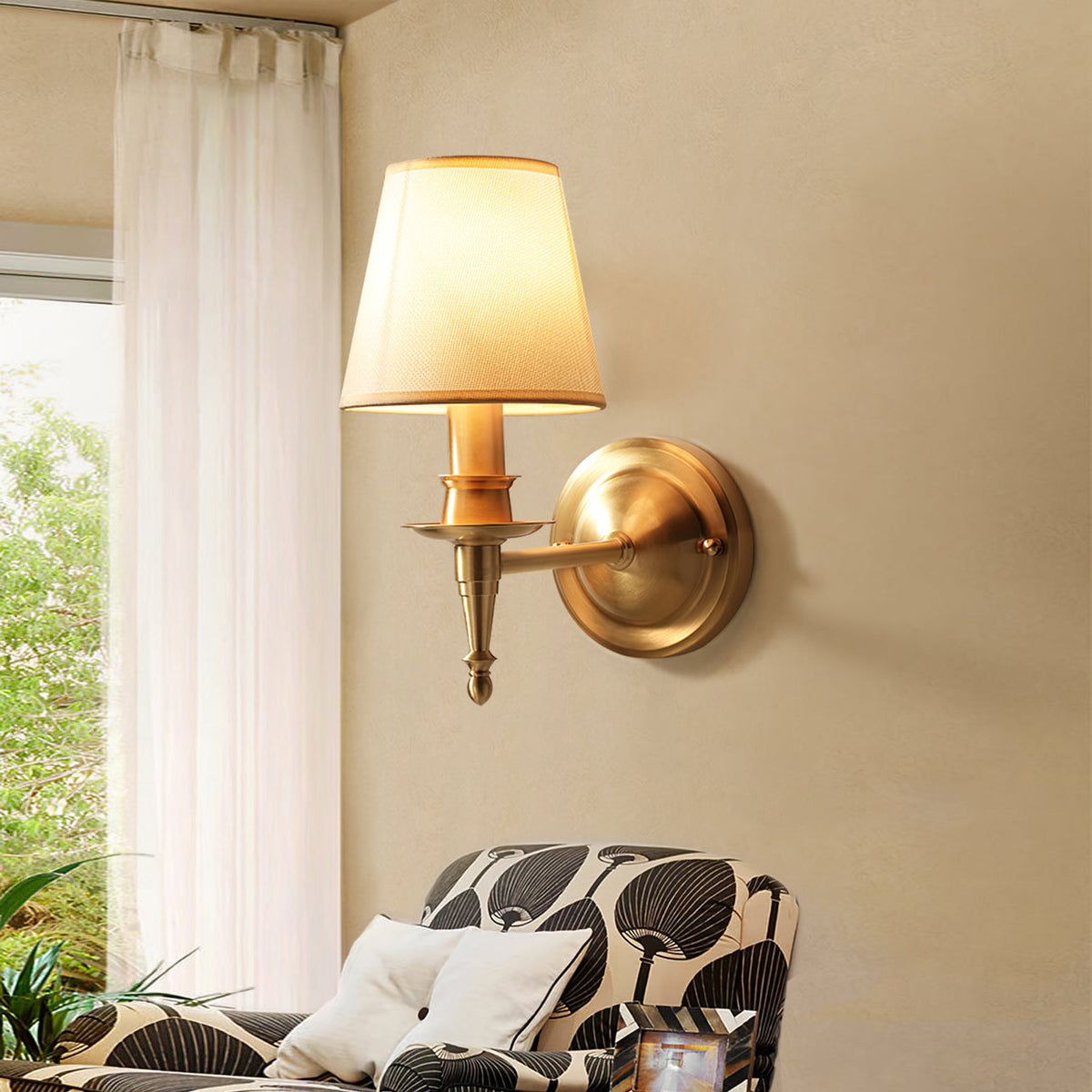 Vakker Limited Payson Brass Wall Lamp — Detail View 6
