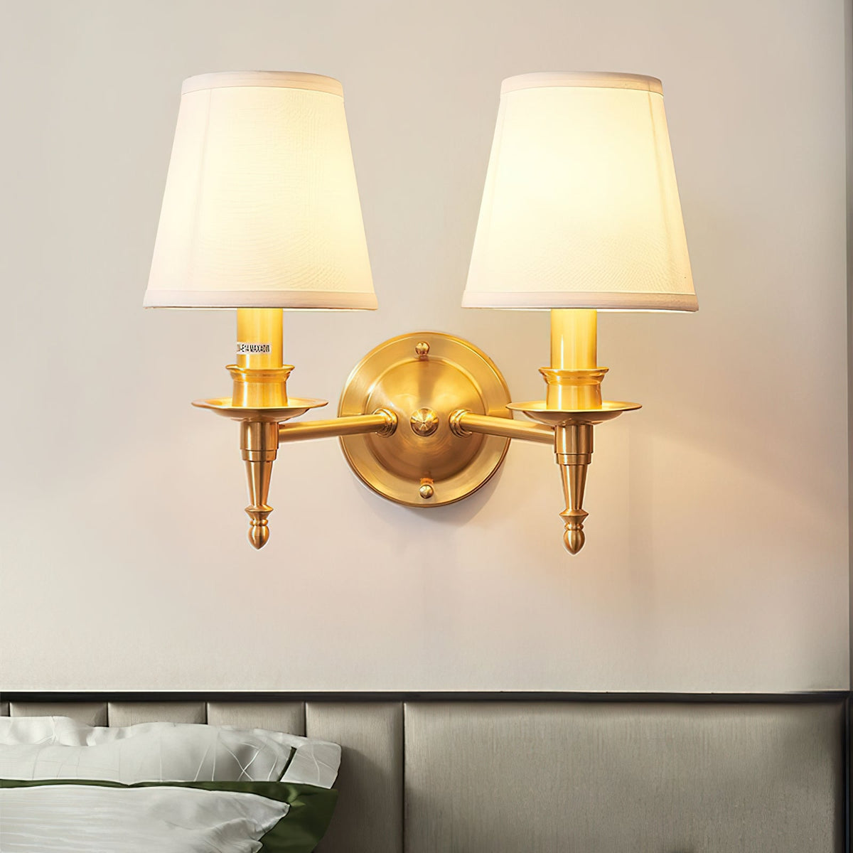 Vakker Limited Payson Brass Wall Lamp — Detail View 12