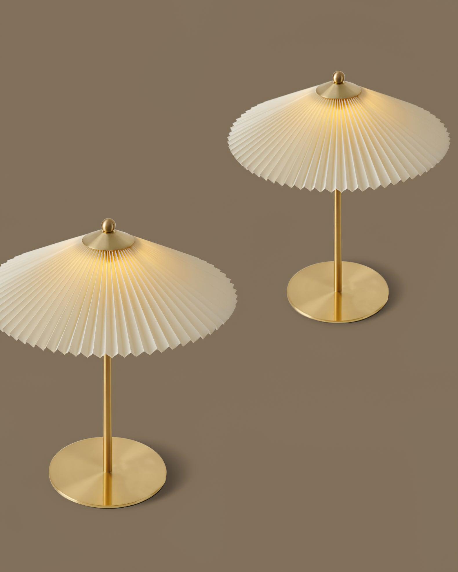 Perla Pleated Table Lamp - Vakkerlight