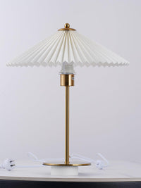 Perla Pleated Table Lamp - Vakkerlight