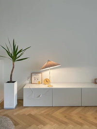 Pleated Hat Table Lamp - Vakkerlight