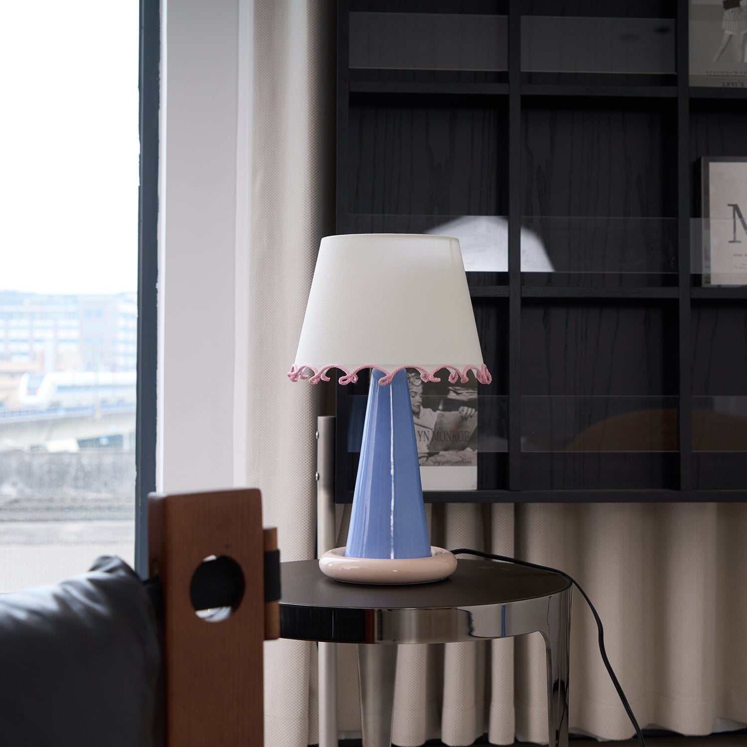 Ribbon Table Lamp - Vakkerlight