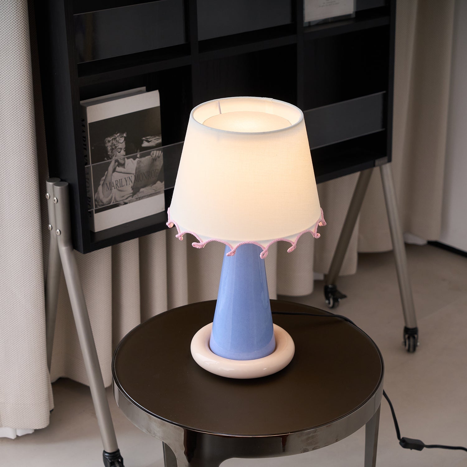 Ribbon Table Lamp - Vakkerlight