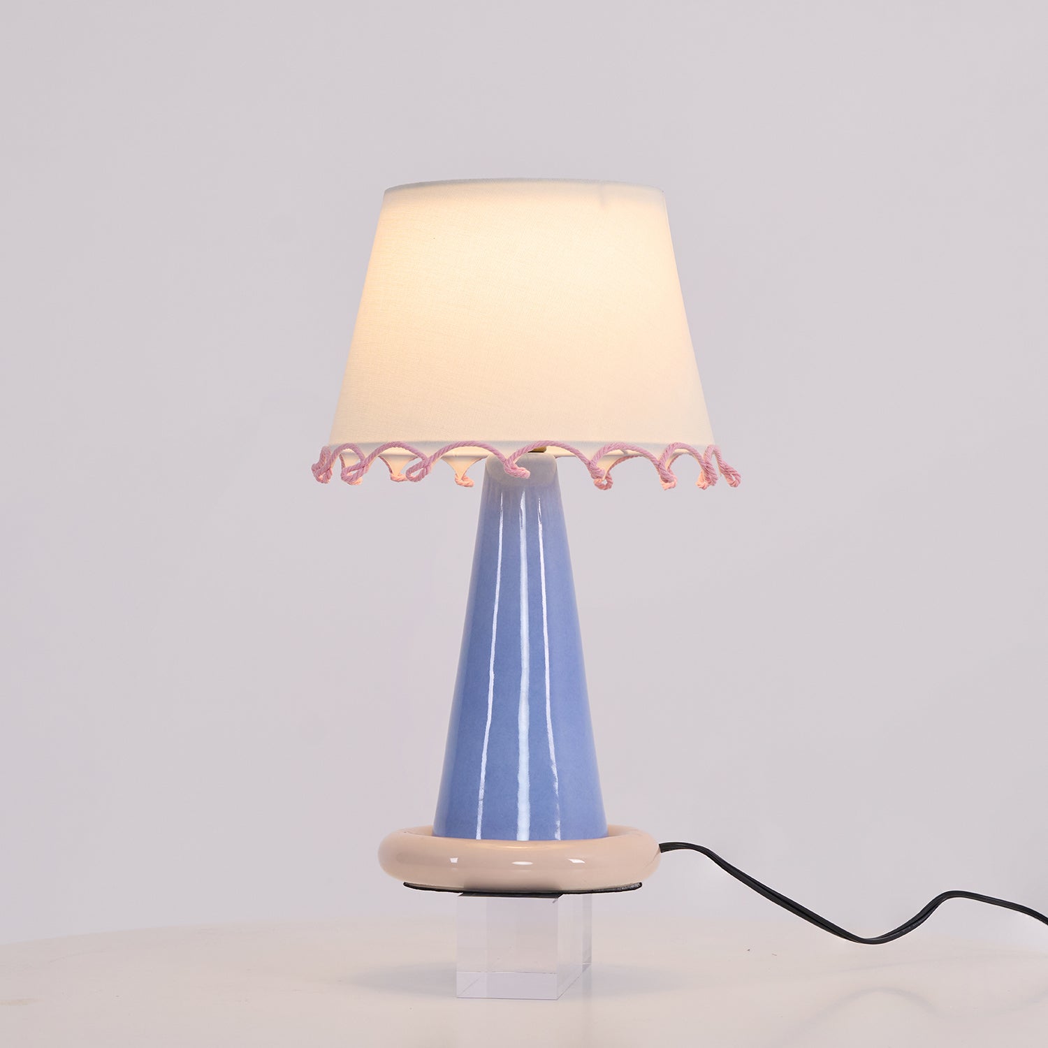 Ribbon Table Lamp - Vakkerlight