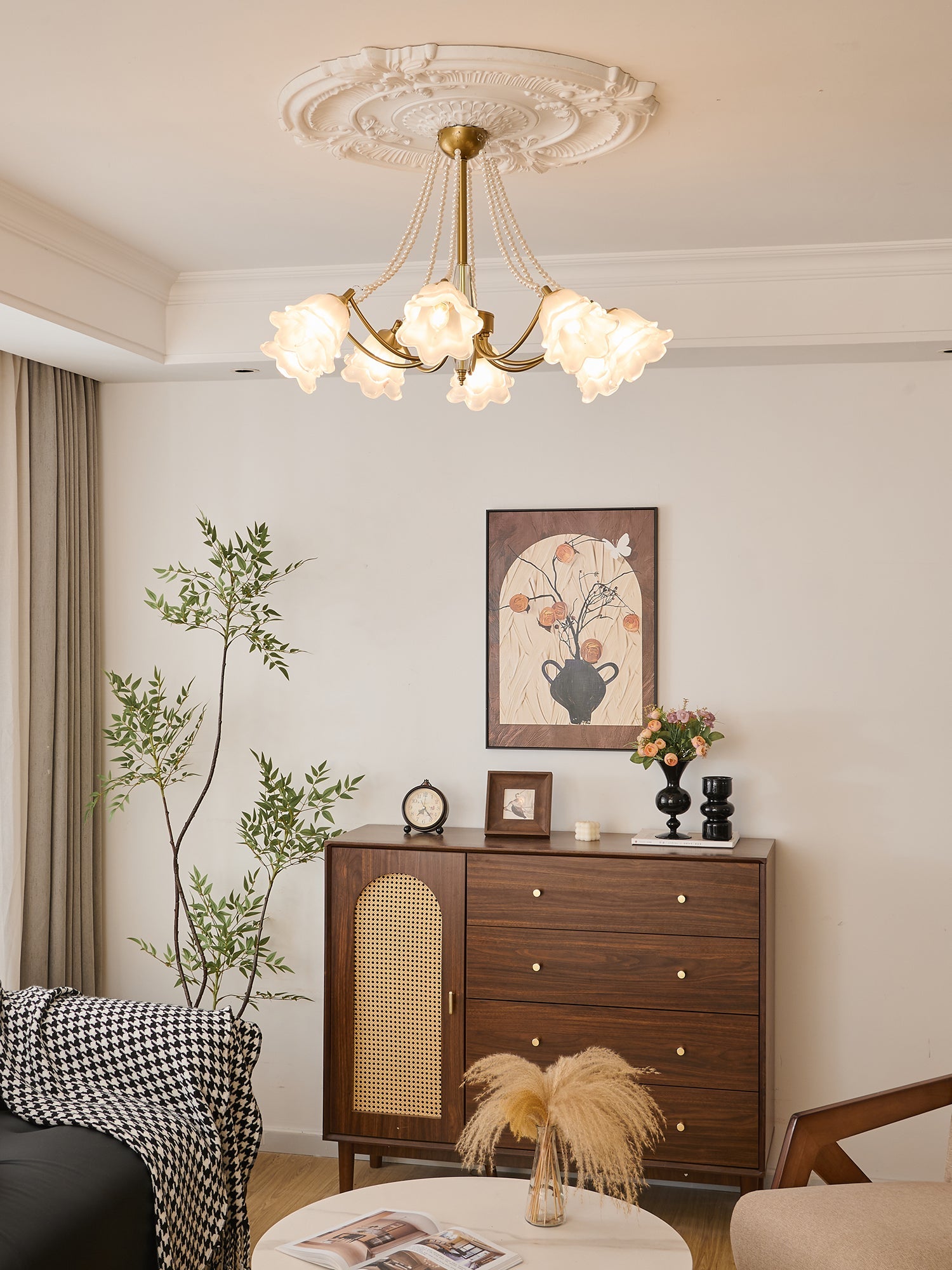 Rosemarie Bloom Chandelier - Vakkerlight