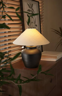 Rustic Black Ceramic Table Lamp - Vakkerlight