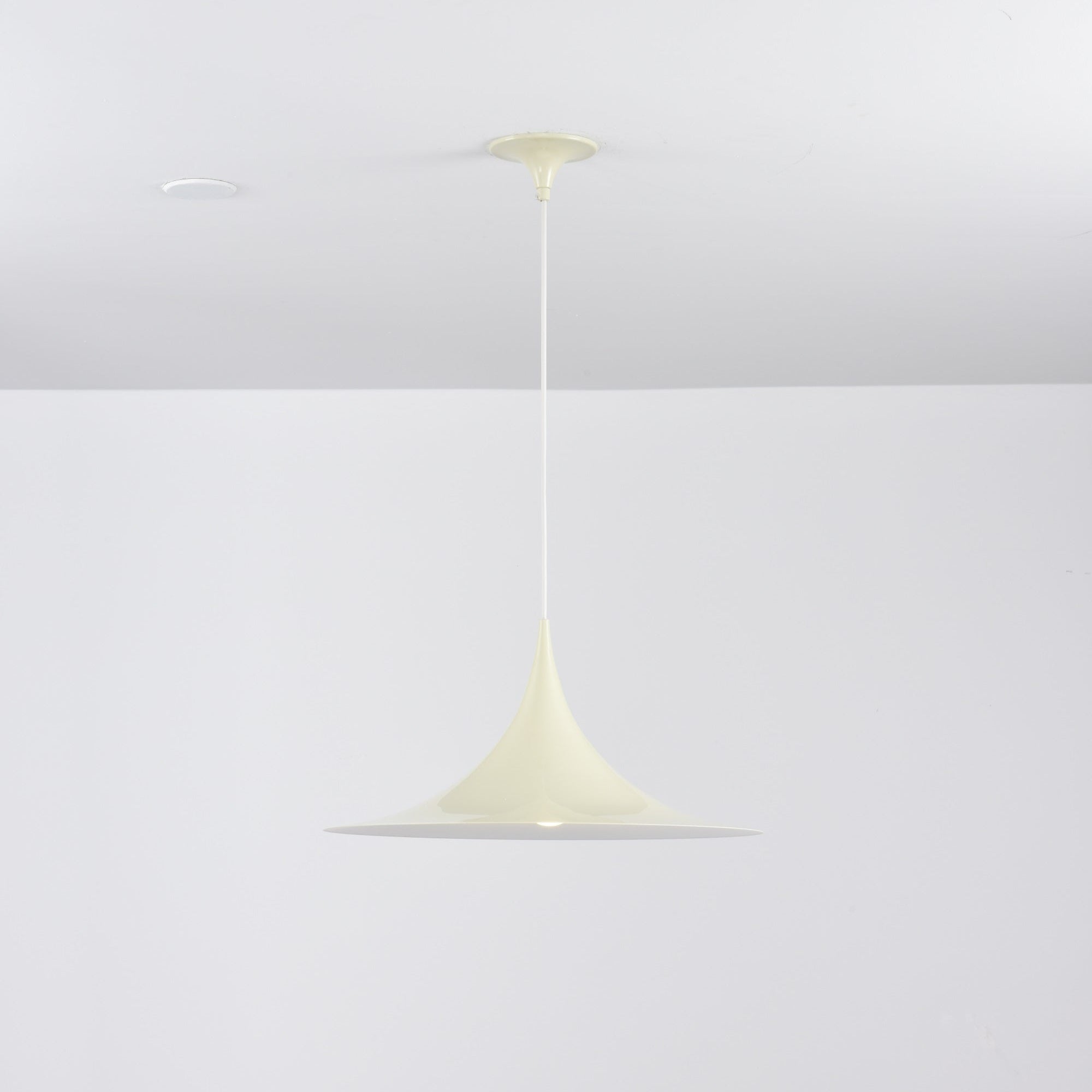 Semi Pendant Light - Vakkerlight