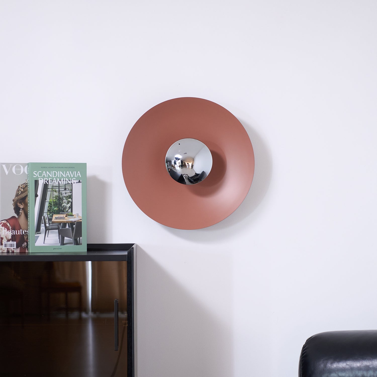 Simplicity Glow Wall Light - Vakkerlight