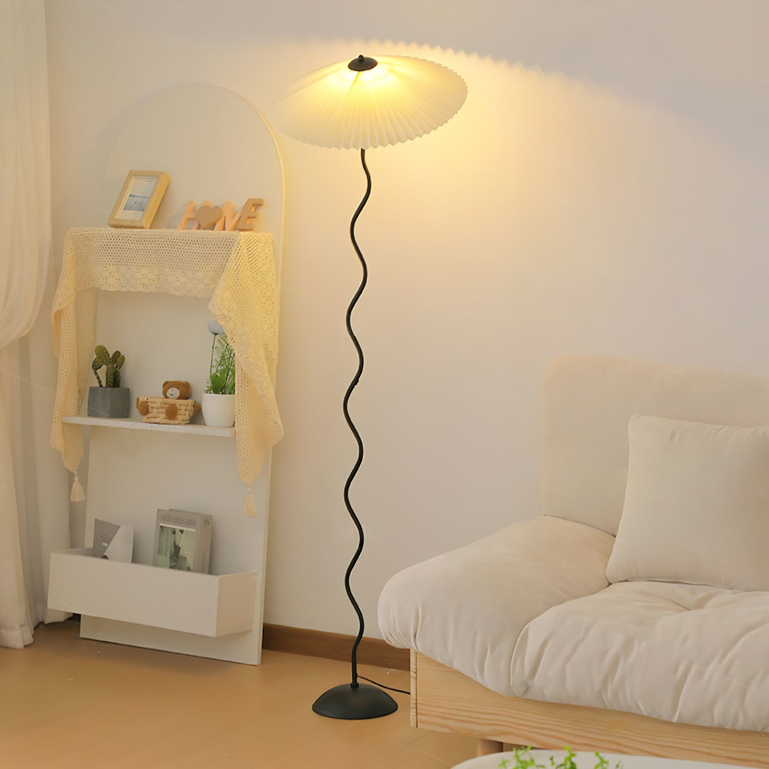 Squiggle Floor Lamp - Vakkerlight