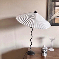 Squiggle Table Lamp - Vakkerlight