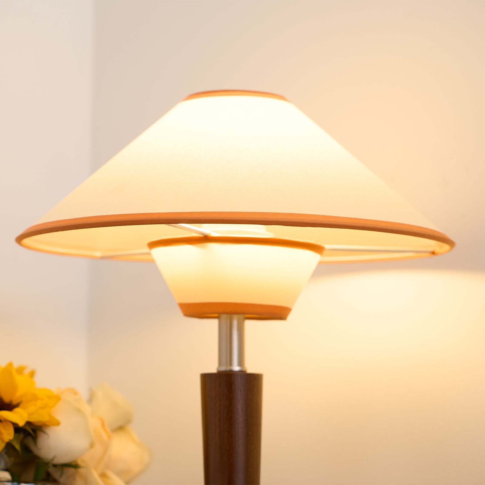Talonwood Table Lamp - Vakkerlight