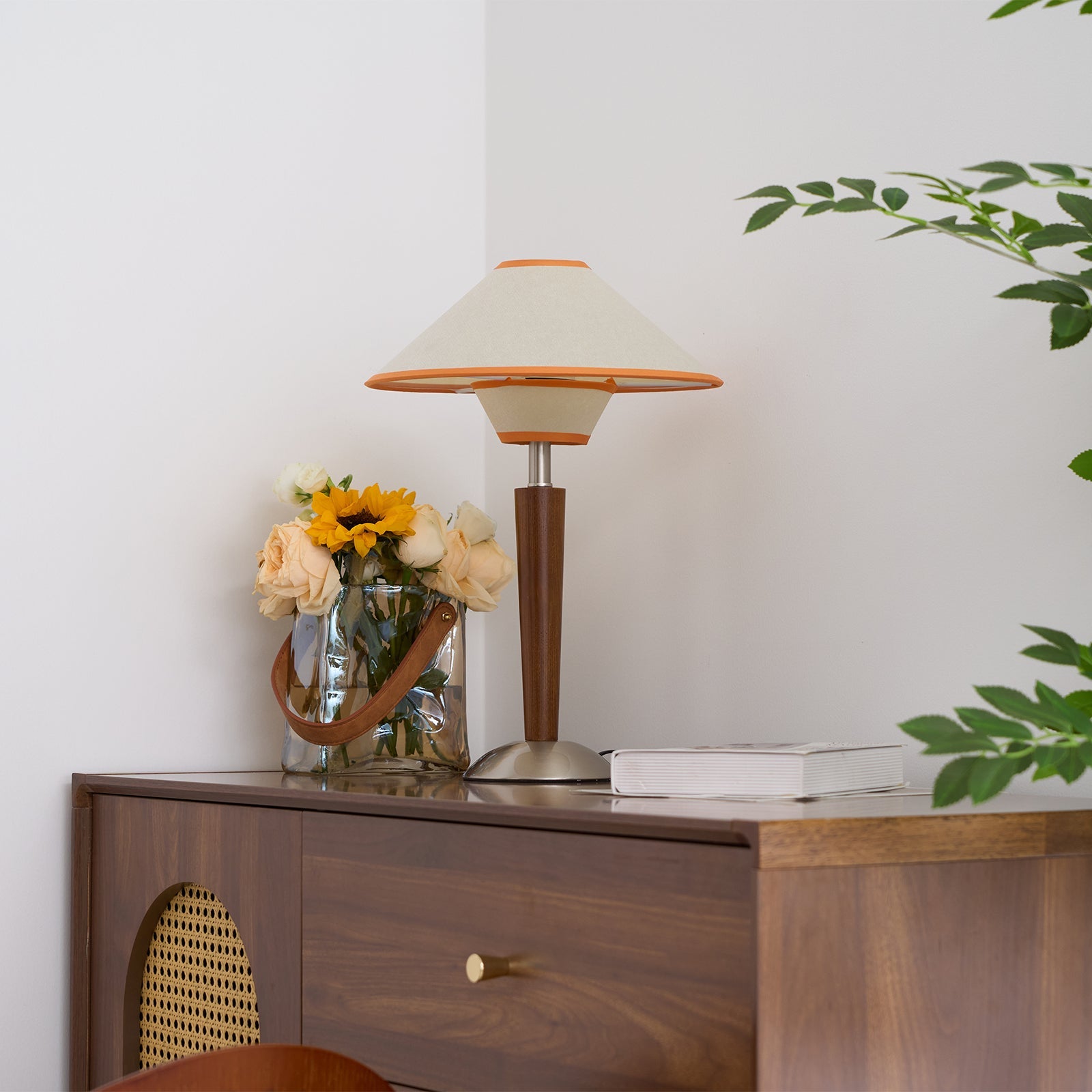 Talonwood Table Lamp - Vakkerlight