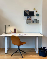 Tip Table Lamp - Vakkerlight