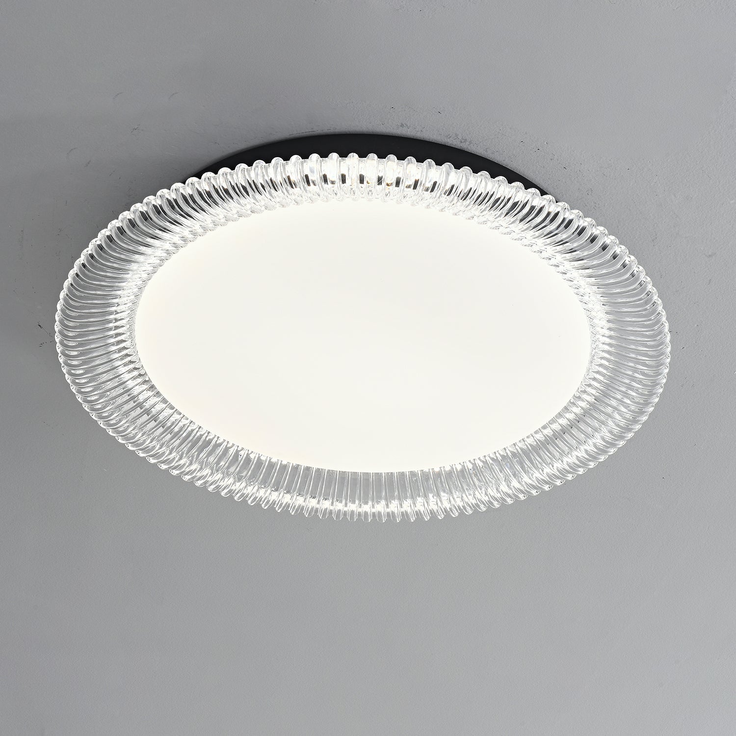 Vanguard Ceiling Light - Vakkerlight