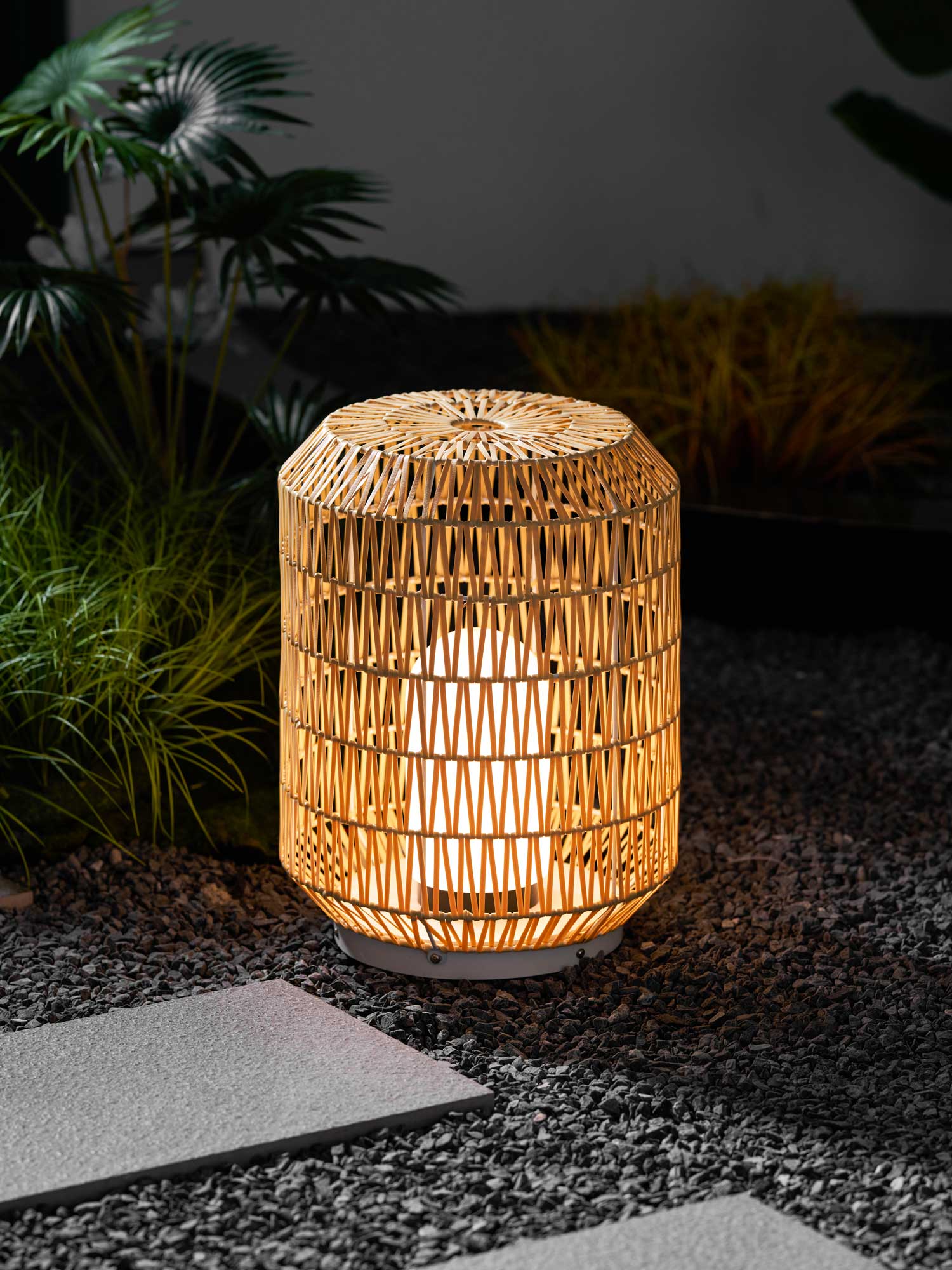 Woven Rattan Outdoor Lamp - Vakkerlight